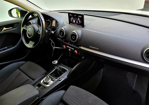 Audi A3 cena 48900 przebieg: 208211, rok produkcji 2013 z Malbork małe 631